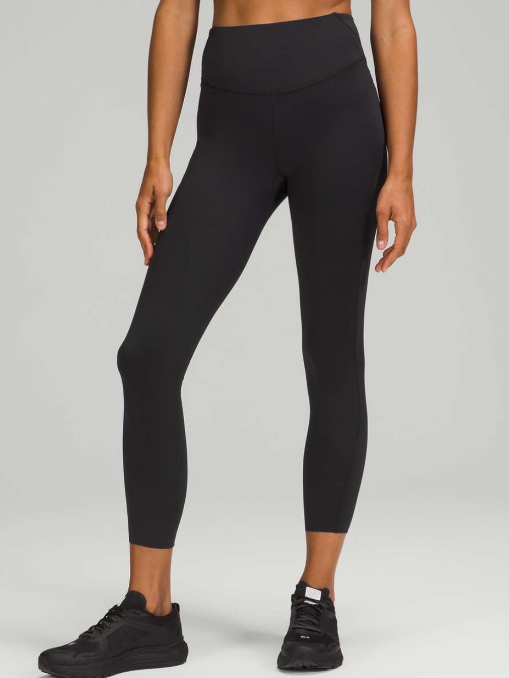 Lululemon Base Pace High-Rise Tight 25" Black - Size 6